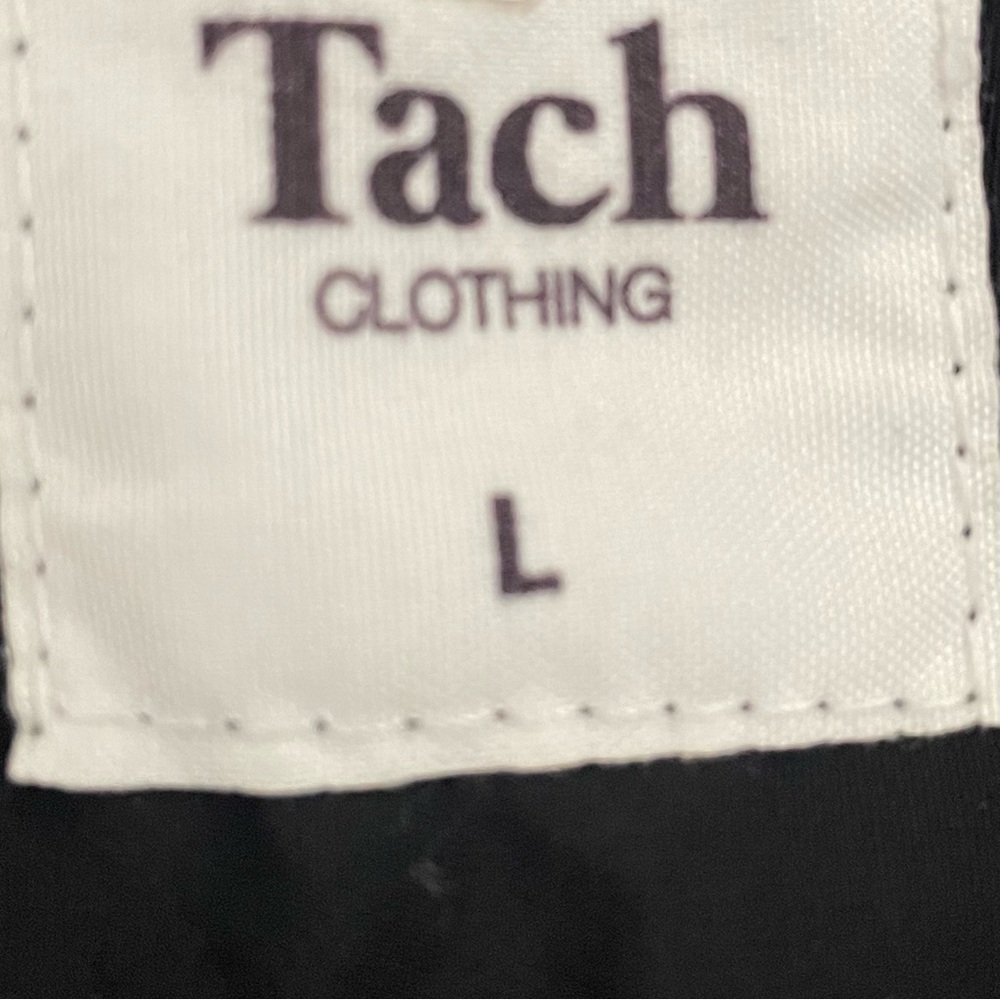 Tach Clothing Geo Quilted Puffer in Black. Size Large - Picture 6 of 9